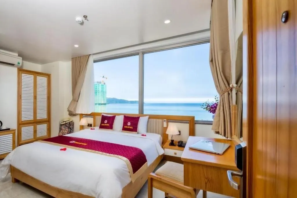 Grand Jeep Hotel Danang 3*, Da Nang Wietnam